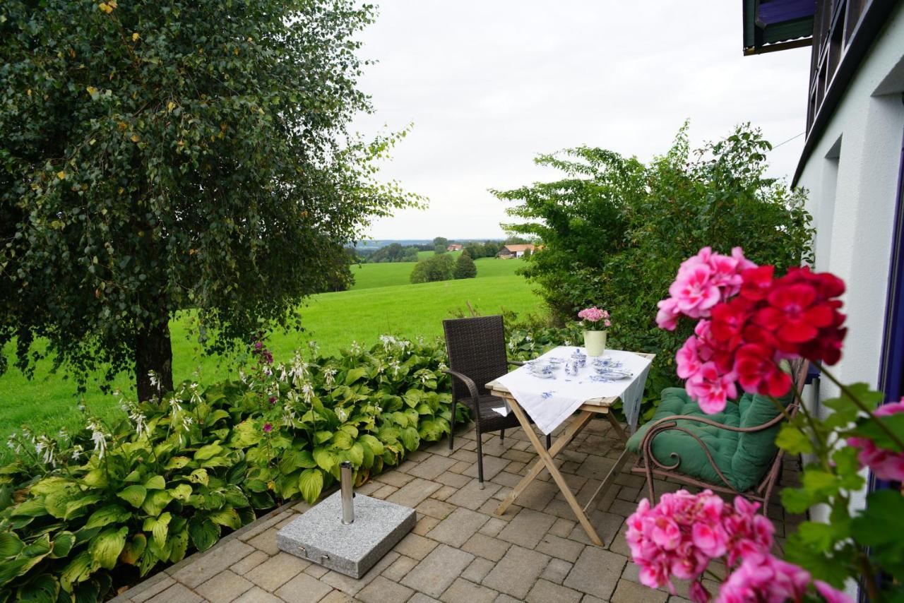 Ferienwohnung Biohof und Imkerei Schlössle Allgäu Untrasried Exterior foto